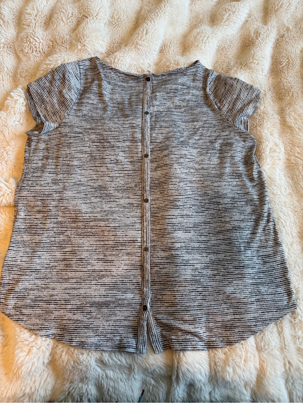 Market & Spruce 1X Gray Black Striped Tulip Sleeve Button Back Top Stitch Fix